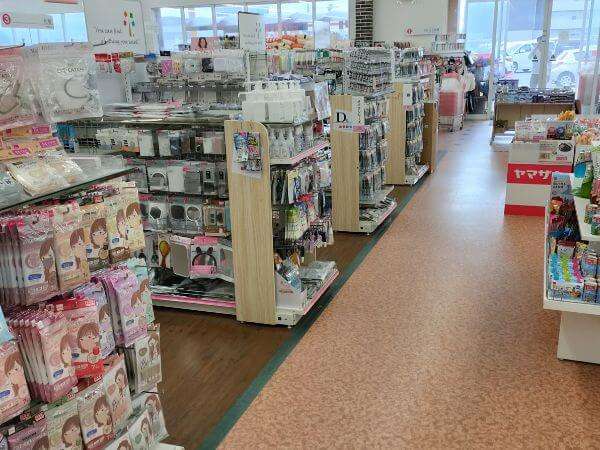風呂敷が置かれていないダイソーの店内